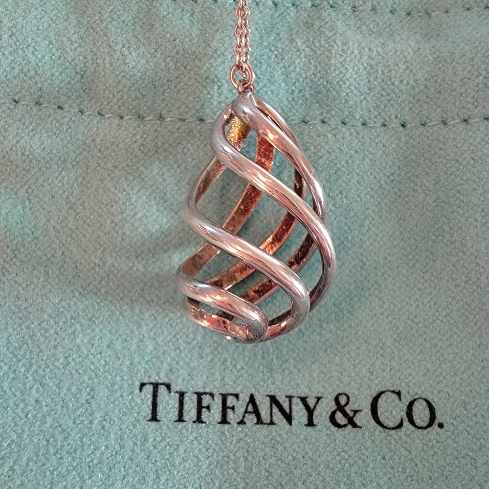 Tiffany & Co. Silver Ribbed Pendant Necklace - Picture 2 of 5